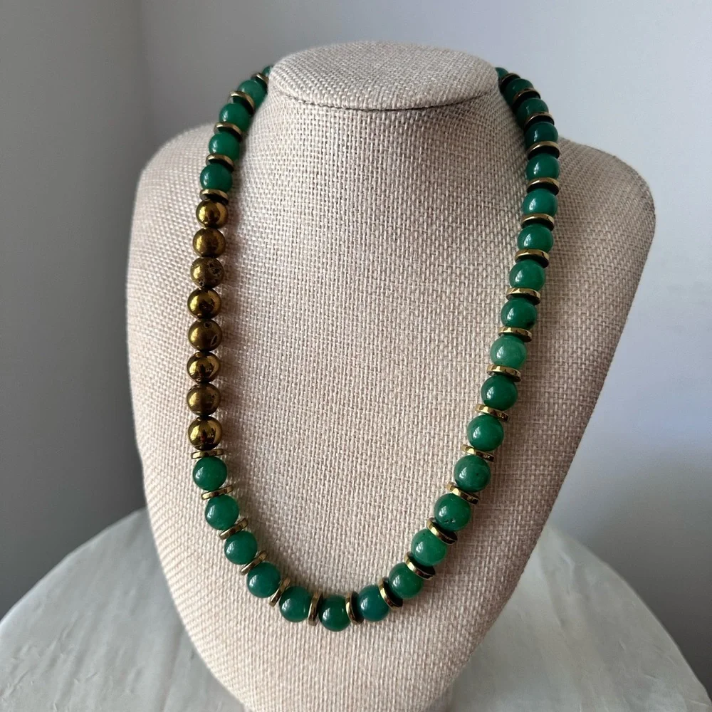 GREEN AVENTURINE GOLD HEMATITE STATEMENT NECKLACE 19” - Picture 3 of 9
